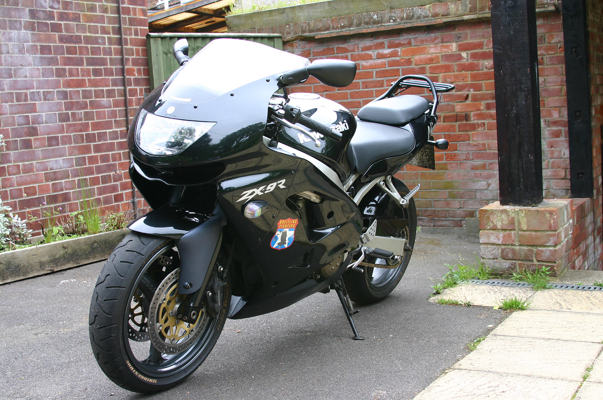 zx9r1.JPG